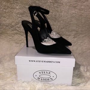 STEVE MADDEN DINERO
BLACK SUEDE HEELS